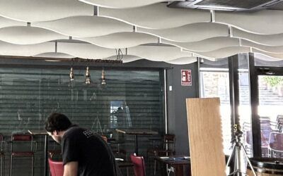 Instalación de paneles acústicos en el Restaurante La Carbonera